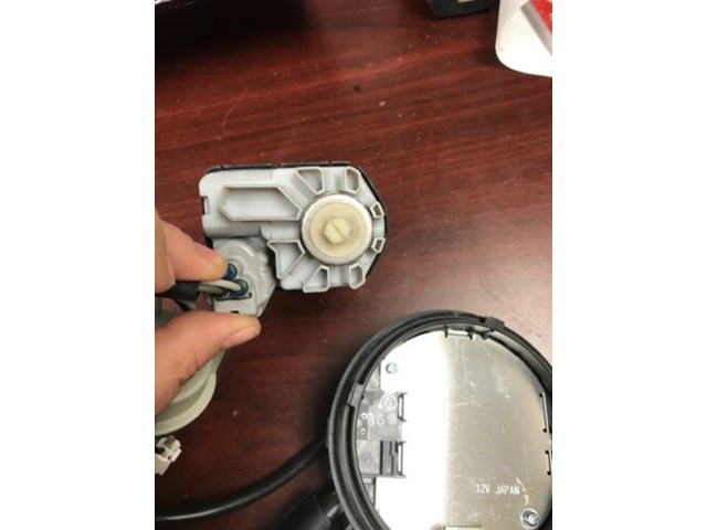 OEM SUBARU OUTBACK LEGACY 2015 To 2018 HEADLIGHT BULBS & WIRE HARNESS HID