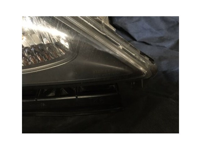 Honda Fit 2009/ 2013 RH Right Passenger Headlight OEM.