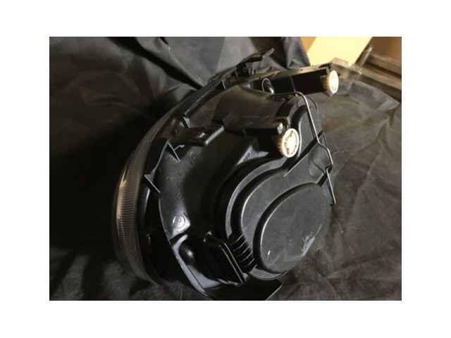 97/06 Volkswagen Golf Headlight Left Driver Side  VW Golf 20-6474RS