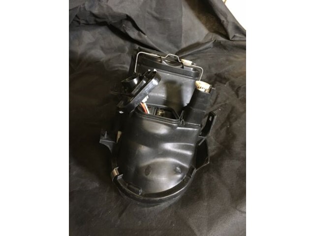 97/06 Volkswagen Golf Headlight Left Driver Side  VW Golf 20-6474RS