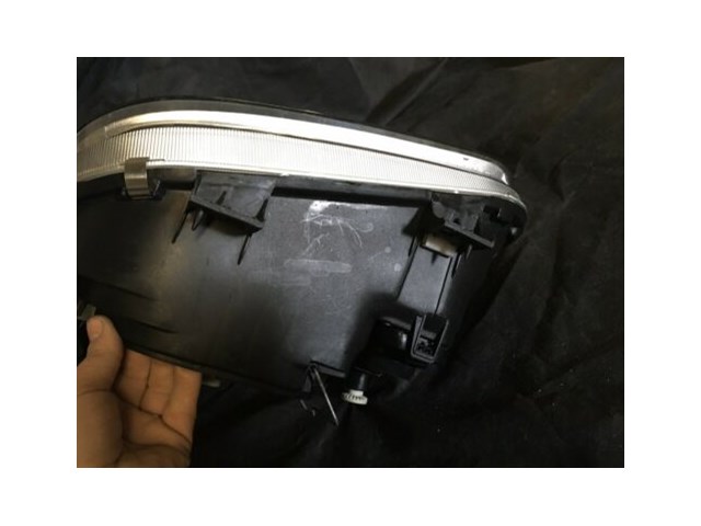 97/06 TYC Headlight RH Passenger Side VW Golf 20-6473RS