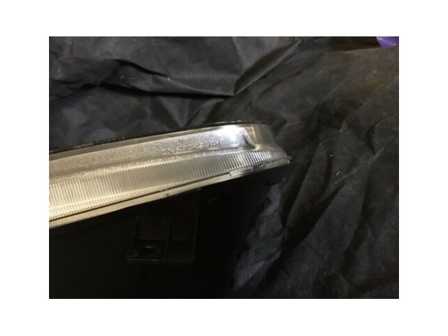 97/06 TYC Headlight RH Passenger Side VW Golf 20-6473RS