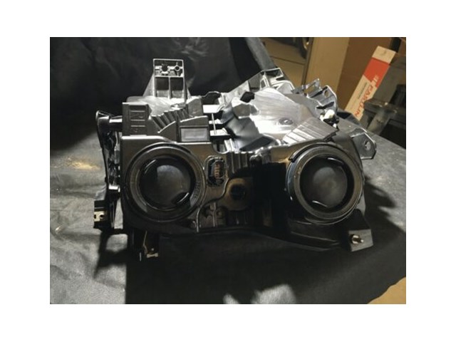 2015-2017 Ford F150 Headlight Right RH HALOGEN OEM