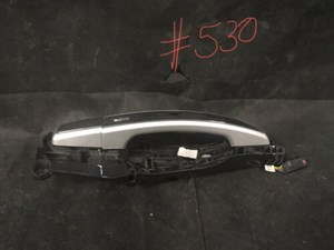 16/17 Chevy Impala RH Silver Ice Metallic Handle w/Chrome New OEM GM 13577716