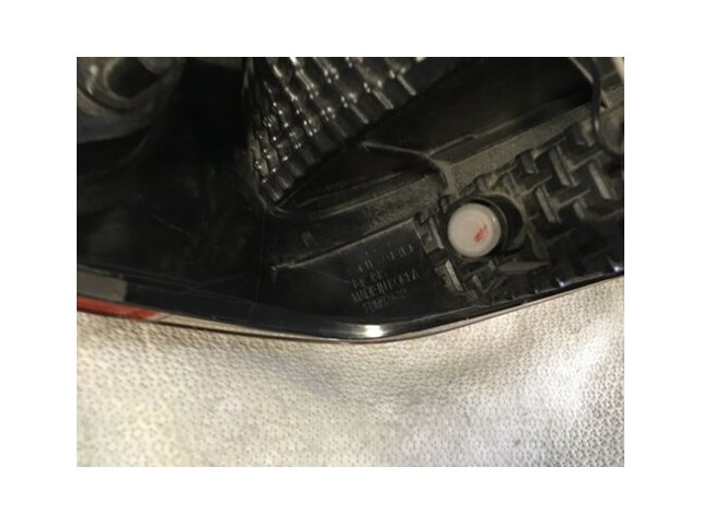 2017/2019 SUBARU IMPREZA 2.0L PASSENGER RH SIDE TAIL LIGHT OEM PART # FBM924-32