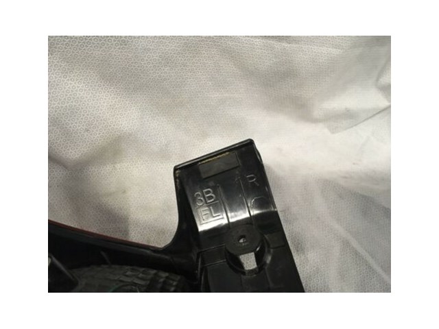 2017/2019 SUBARU IMPREZA 2.0L PASSENGER RH SIDE TAIL LIGHT OEM PART # FBM924-32