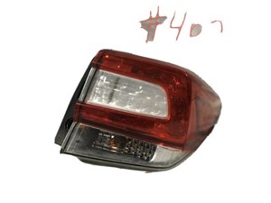 2017/2019 SUBARU IMPREZA 2.0L PASSENGER RH SIDE TAIL LIGHT OEM PART # FBM924-32