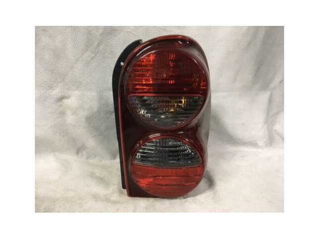 2002/2004 JEEP LIBERTY  LEFT/DRIVER DEPO TAIL LIGHT 333-1932L-US Set Of Two