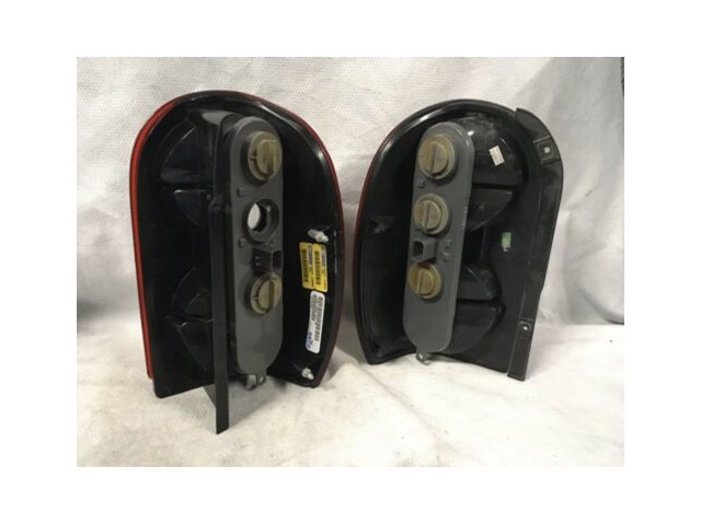2002/2004 JEEP LIBERTY  LEFT/DRIVER DEPO TAIL LIGHT 333-1932L-US Set Of Two