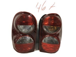 2002/2004 JEEP LIBERTY  LEFT/DRIVER DEPO TAIL LIGHT 333-1932L-US Set Of Two