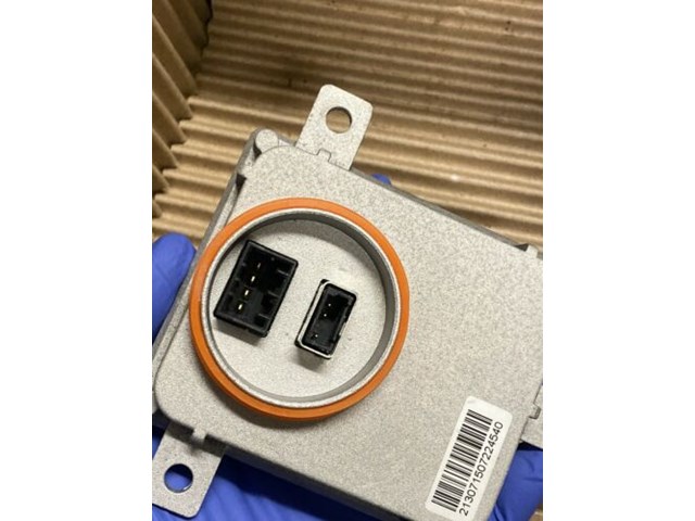 2013/2016 Audi A4 Head Light Lamp Ballast Only 8K0941597B OEM