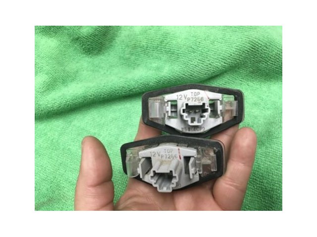 2012 HONDA ODYSSEY BACK PLATE LIGHT OEM P7256