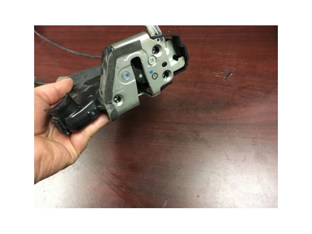 12-2015 Honda civic sedan right passenger rear door latch handle lock