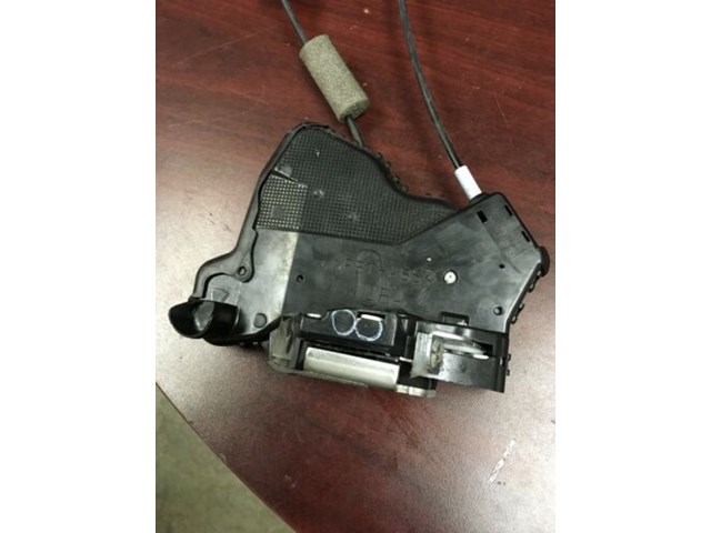 12-2015 Honda civic sedan right passenger rear door latch handle lock