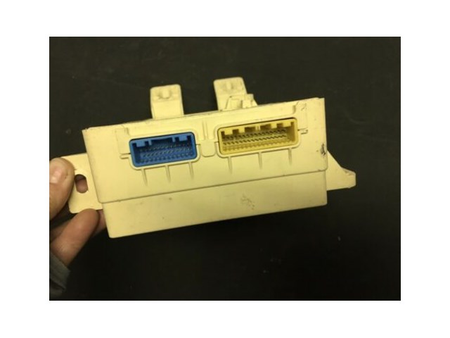 2015 HYUNDAI VELOSTER 95400-2V084 FUSE BOX 95400-2V061