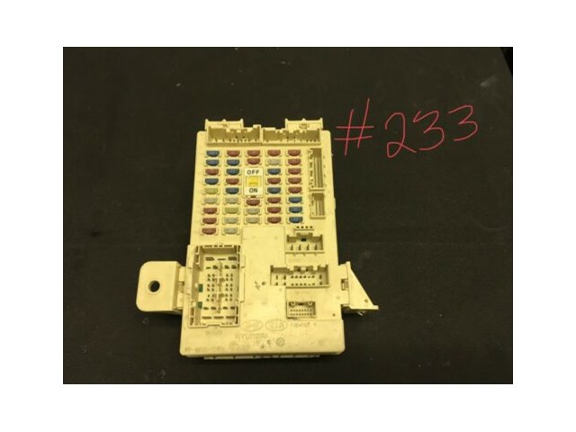 2015 HYUNDAI VELOSTER 95400-2V084 FUSE BOX 95400-2V061