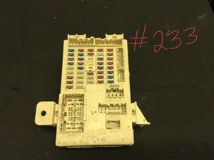 2015 HYUNDAI VELOSTER 95400-2V084 FUSE BOX 95400-2V061