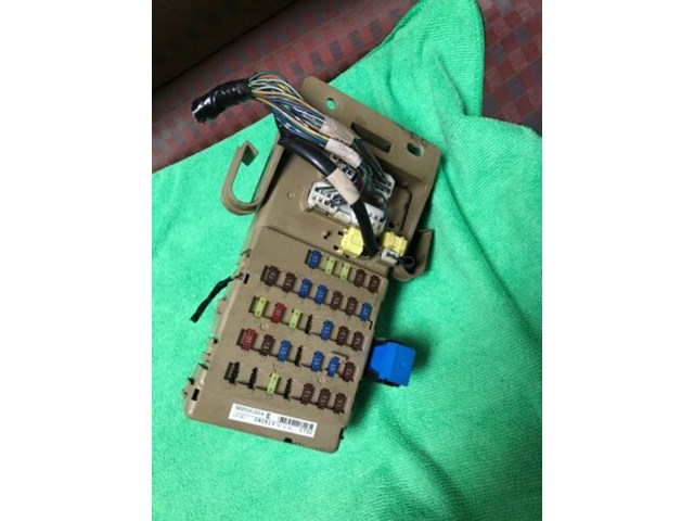 13 14 SUBARU OUTBACK LEGACY Under Dash Panel FUSE BOX OEM 82201AJ01A