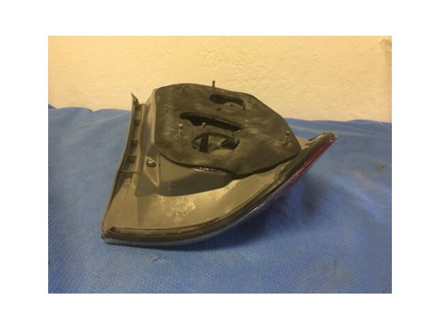 2006 Toyota Camry Factory Passenger Side Tail Light Fits 05-06 CAMRY 20145M