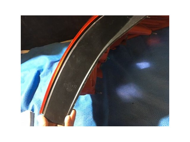 2007 2011 NISSAN VERSA HATCHBACK LEFT DRIVER TAIL LIGHT OEM 2008 # 225000-03