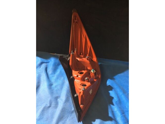 2007 2011 NISSAN VERSA HATCHBACK LEFT DRIVER TAIL LIGHT OEM 2008 # 225000-03