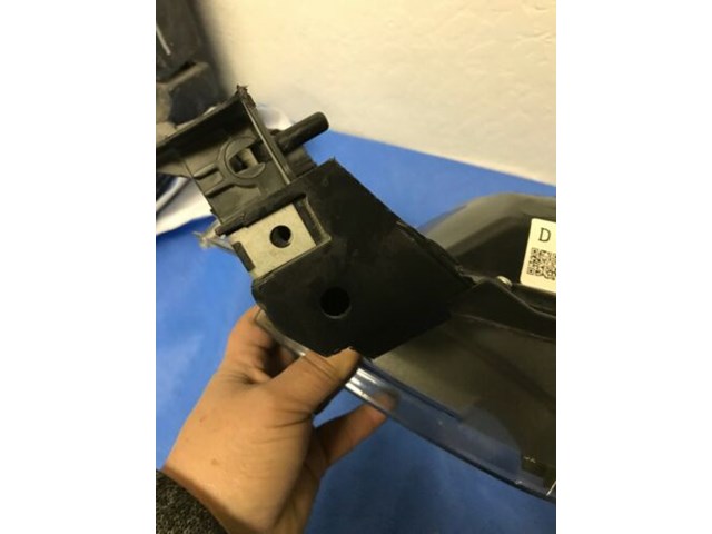 14 15 16 MAZDA 3 HATCHBACK & SEDAN HALOGEN HEADLIGHT LEFT DRIVER SIDE USED OEM