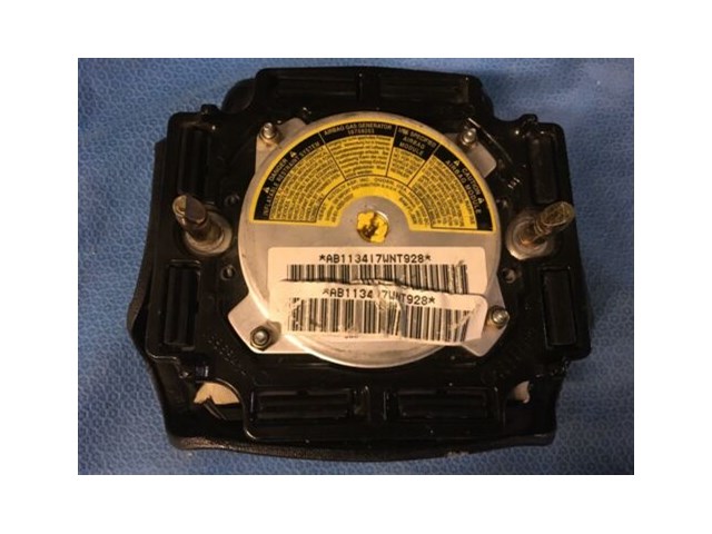 2001-2002 Chevrolet Tahoe Driver Wheel Airbag Black OEM