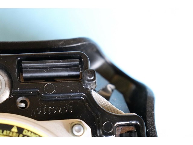 00-02 SUBURBAN SILVERADO TAHOE DRIVER STEERING WHEEL AIRBAG AIR BAG 16868414