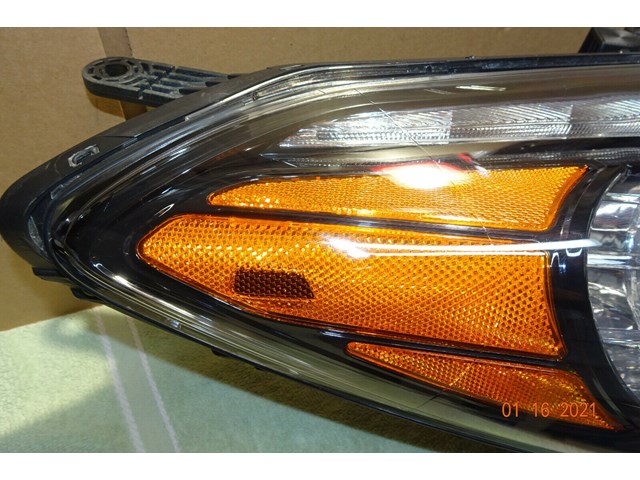 FORTE/FORTE-5/FORTE COUPE HEADLIGHT 2014-2015-2016 PASS SIDE OEM USED 92102A7210