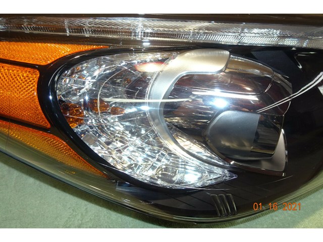 FORTE/FORTE-5/FORTE COUPE HEADLIGHT 2014-2015-2016 PASS SIDE OEM USED 92102A7210