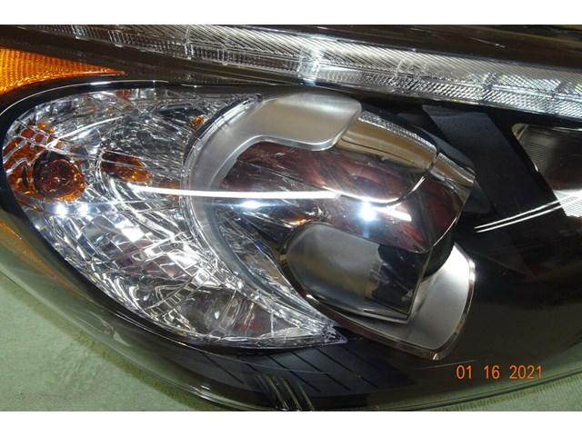 FORTE/FORTE-5/FORTE COUPE HEADLIGHT 2014-2015-2016 PASS SIDE OEM USED 92102A7210