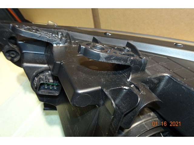 FORTE/FORTE-5/FORTE COUPE HEADLIGHT 2014-2015-2016 PASS SIDE OEM USED 92102A7210