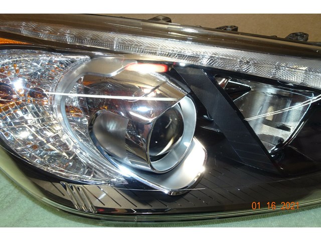 FORTE/FORTE-5/FORTE COUPE HEADLIGHT 2014-2015-2016 PASS SIDE OEM USED 92102A7210