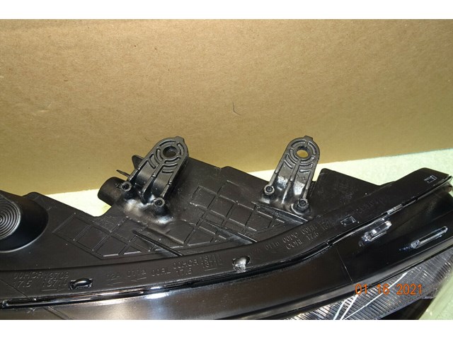 FORTE/FORTE-5/FORTE COUPE HEADLIGHT 2014-2015-2016 PASS SIDE OEM USED 92102A7210