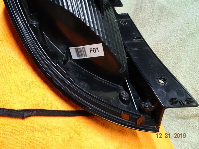 SOUL KIA 2015-2019 TAILLIGHT PASSENGER SIDE WITH BULBS OEM USED PART#92402-B2010