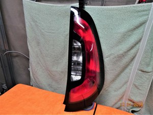 SOUL KIA 2015-2019 TAILLIGHT PASSENGER SIDE WITH BULBS OEM USED PART#92402-B2010