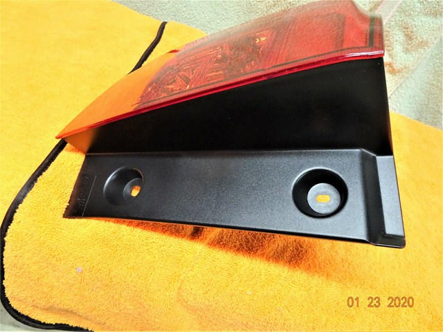 Honda PILOT 2016-2018 TAILLIGHT DRIVERS SIDE WITH BULBS TYC NEW