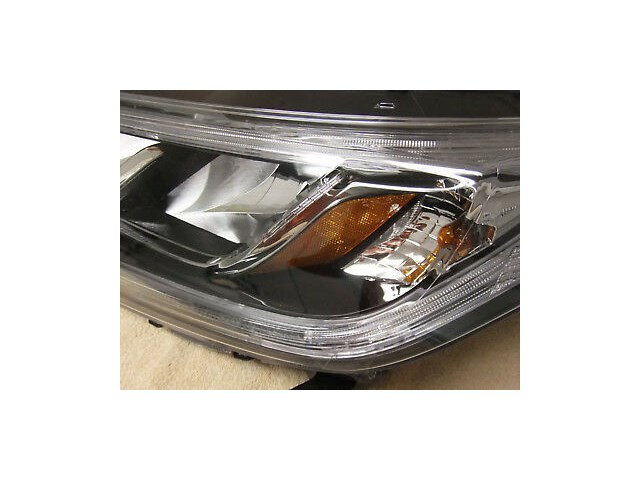 CRV  5-DOOR  2015-2016  HEADLIGHT  DRIVERS SIDE W/BULBS  OEM USED