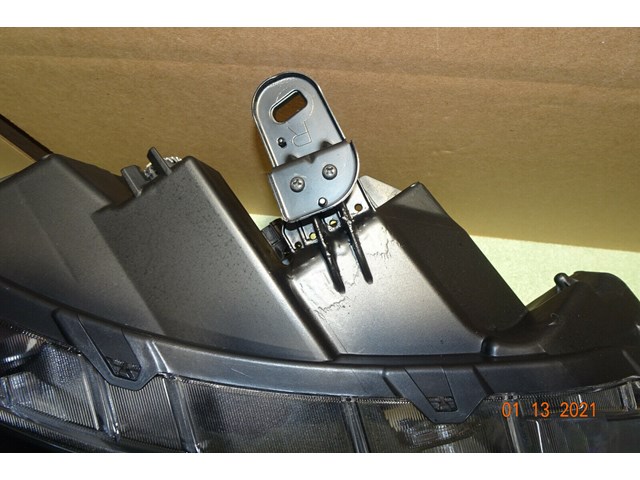 ROGUE NISSAN HEADLIGHT 2017-2019 PASSENGER SIDE OEM USED PART#26101-6MA0A