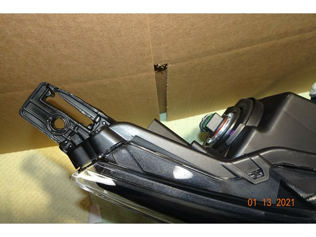 ROGUE NISSAN HEADLIGHT 2017-2019 PASSENGER SIDE OEM USED PART#26101-6MA0A