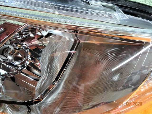 VERSA NISS 2015-2019 HEADLIGHT PASSENGER SIDE OEM USED PART #2601O-9KKOA