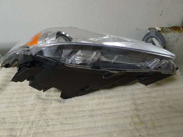 PRIUS  2012-2013-2014-2015 HEADLIGHT PASSENGER SIDE OEM USEDPART# 81130-47520