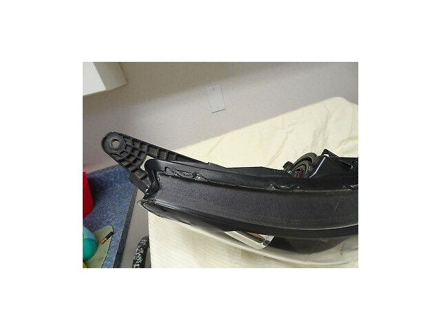 ACCORD  SEDAN HEADLIGHT 2013-2014-2015 PASSENGER SIDE WITH BULBS OEM  USED