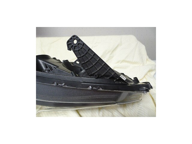 ACCORD  SEDAN HEADLIGHT 2013-2014-2015 PASSENGER SIDE WITH BULBS OEM  USED