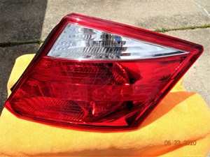 ACCORD 2-DOOR/COUPE 2008 - 2010 TAILLIGHT PASS. OEM USED #335-00T-E00 - A01
