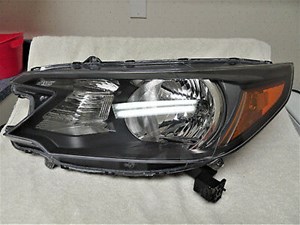 CR-V 2012 - 2013 - 2014 HEADLIGHT DRIVERS SIDE W/BULBS OEM  USED