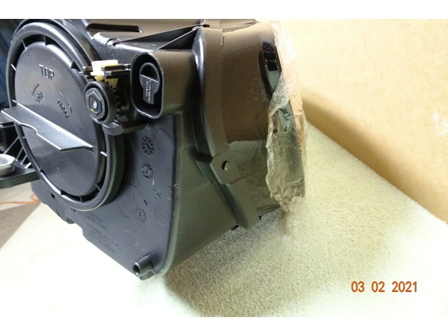 JETTA HEADLIGHT 2011- 2014 PASSENGER SIDE DEPO NEW WITH BULBS