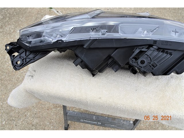 2016  - 2017 - 2018 - 2019 Honda Civic Headlight