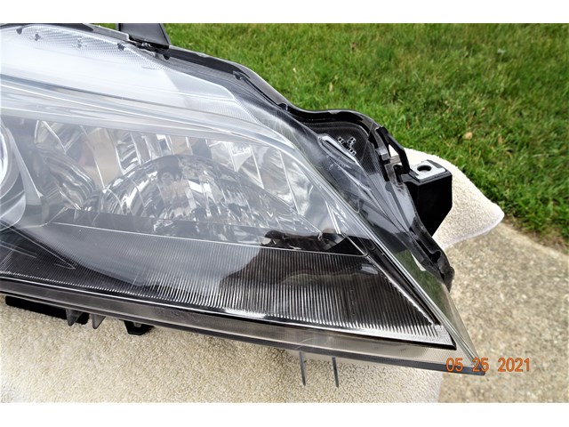 2015 Toyota Camry Headlight