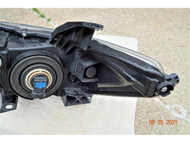 2015 Toyota Camry Headlight